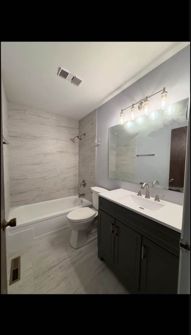 Photo - 133 E Winchester Rd