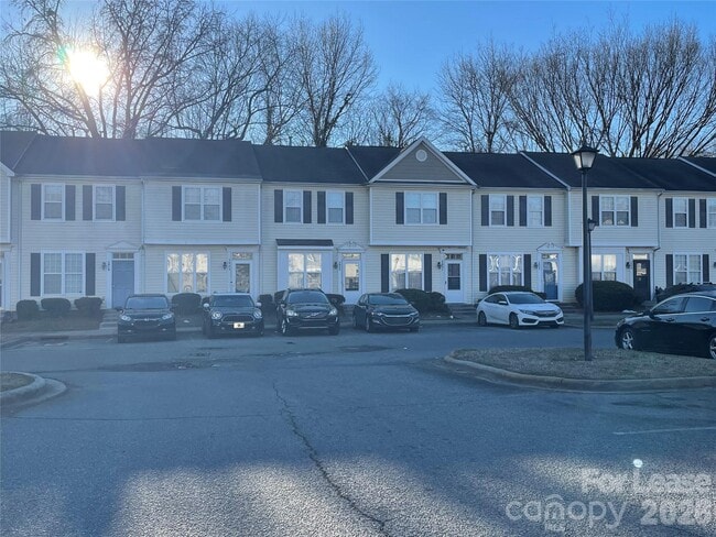 Photo - 3129 Nevin Pl Dr