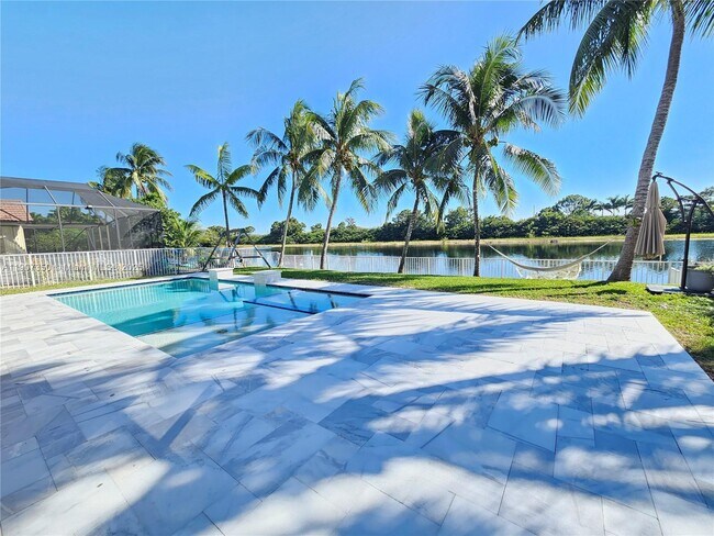 Photo - 17468 SW 36th St