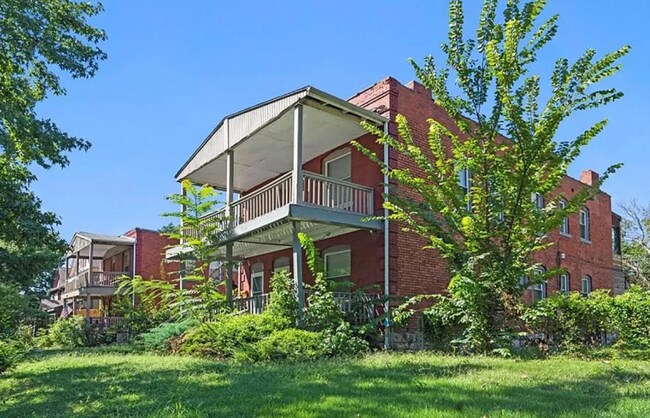 Photo - 2832 Peery Ave Unit 2