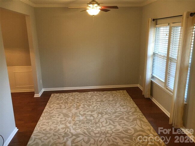Photo - 17819 Delmas Dr