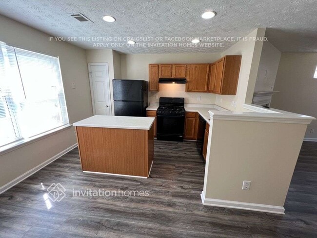 Photo - 170 Meadowridge Dr