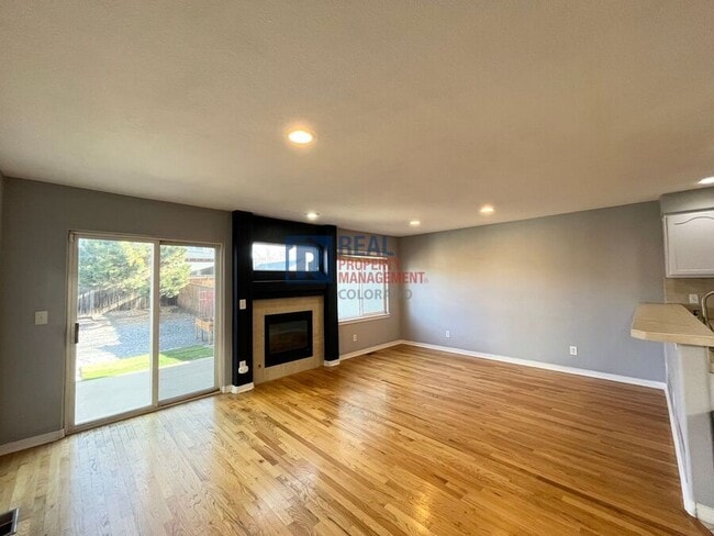 Photo - 5304 Stuart St