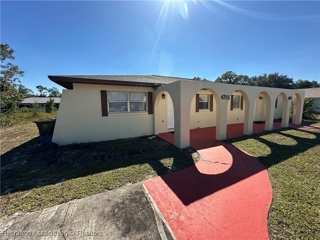 Building Photo - 4715 Leucadendra Dr