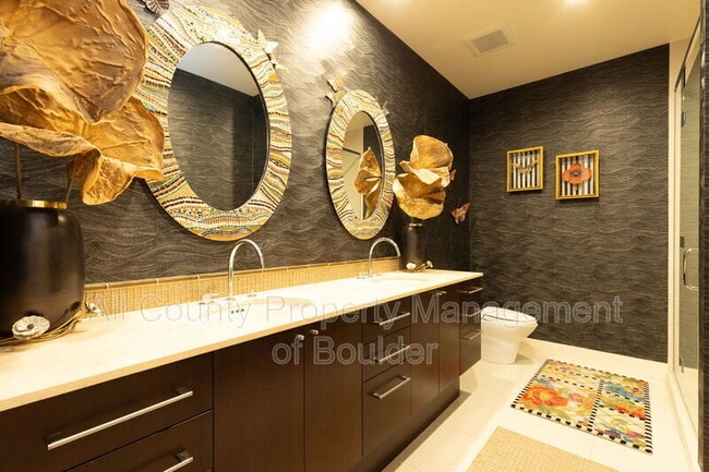 Photo - 1155 Canyon Blvd Unidad #205