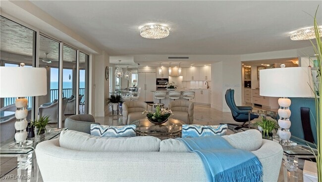 Building Photo - 8111 Bay Colony Dr Unit 1902