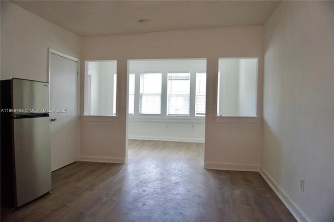 Building Photo - 501 SW 6th Ct Unit 105 Rental