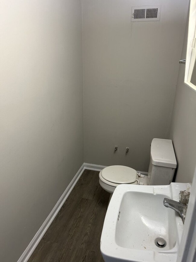 Photo - 1711 Windosr Dr. Rocky Mount House