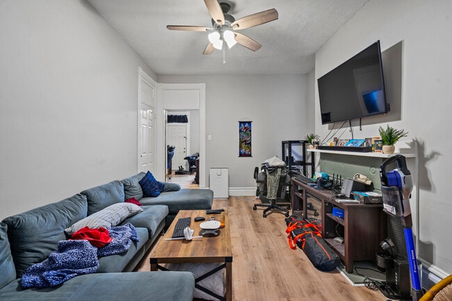 Photo - 2329 Larkins Wy Unit 1
