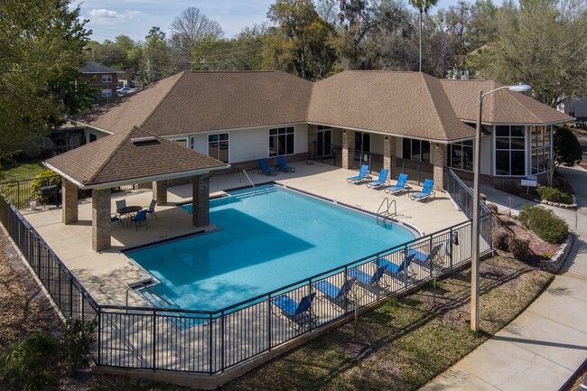Building Photo - Tivoli Gainesville Rental