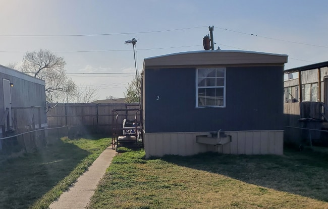 Building Photo - 2504 SW Jefferson Ave Rental