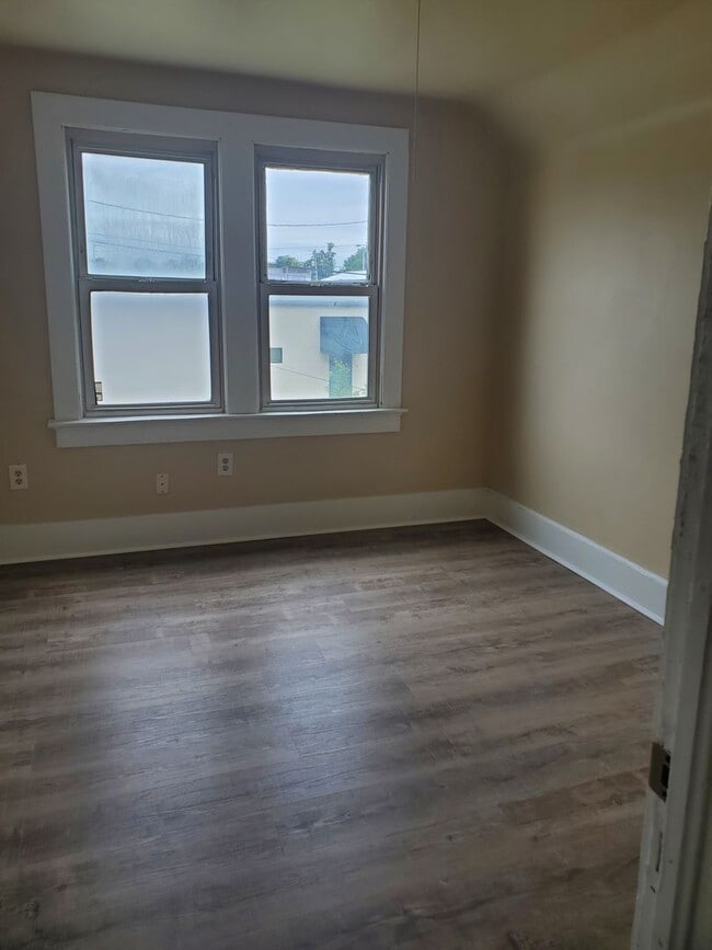 Photo - 3 Bed 1 bath house