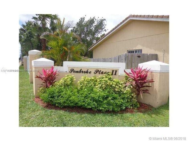Photo - 3818 SW 48th Ave Unidad 3818