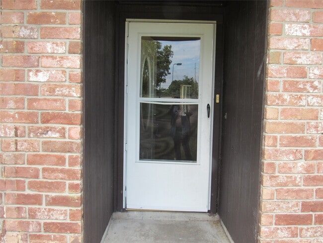 Photo - 7623 Silver Cloud Ln