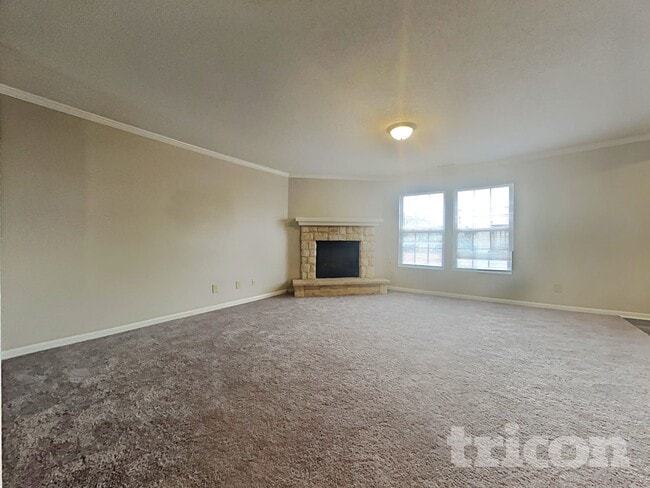 Photo - 1618 Howell Dr