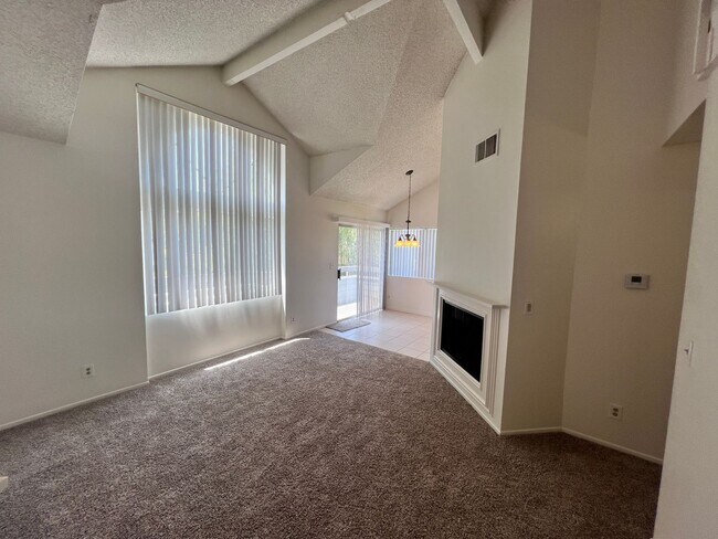 Photo - American Beauty Village Townhome with Loft...