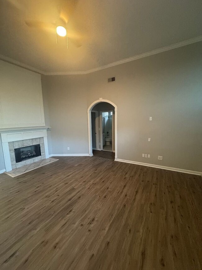 Photo - 1601 Deer Valley Dr