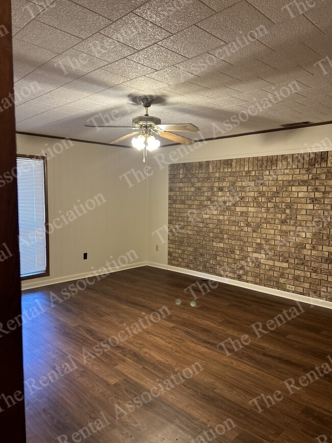 Building Photo - 6656 Sonny Boy Yeldell Rd Rental
