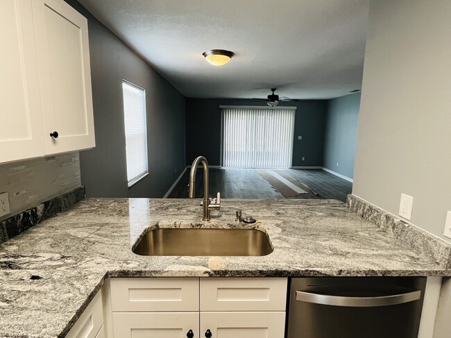 Photo - 1605 Cobbler Dr