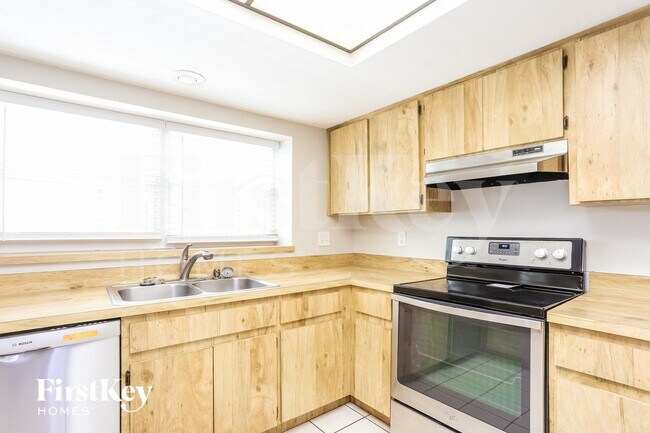 Photo - 4729 Windflower Cir