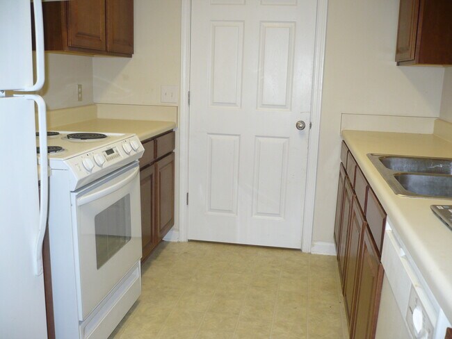 Photo - 11102 Waldrop Pl