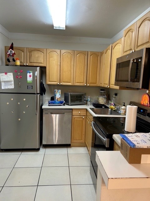 kitchen - 470 NW 20th St Unit 304