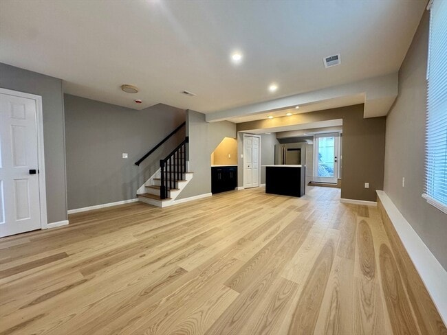 Photo - 91 Bolton St Unit 1