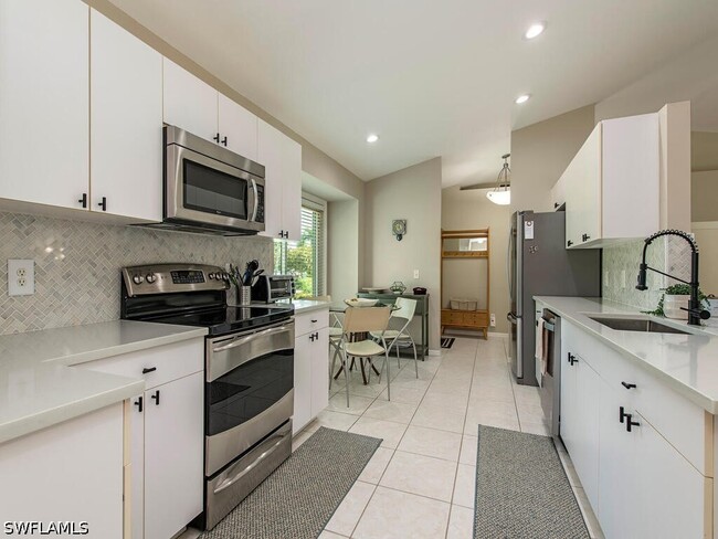 Photo - 1082 Capri Dr