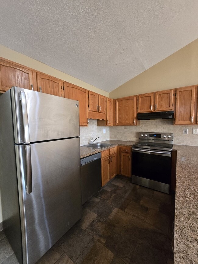 Photo - 463 Whalley Ave Unit L