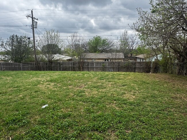 Photo - 2330 NW 35th St