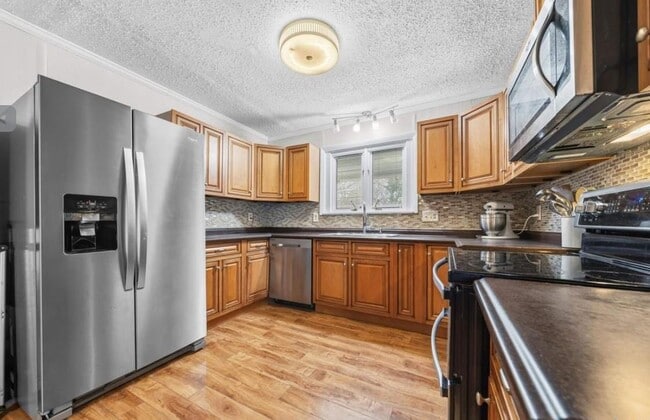 Photo - 7600 Teal Dr SW