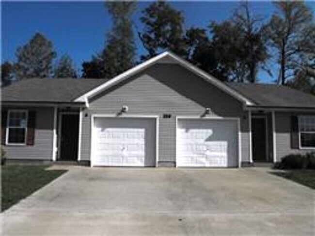 Building Photo - 268 Executive Ave Unit 268 Executive Ave #A Rental