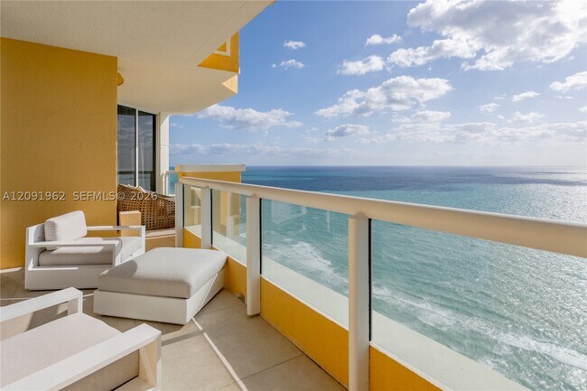 Photo - 17875 Collins Ave Unit 3906