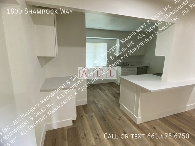 Photo - 1800 Shamrock Wy