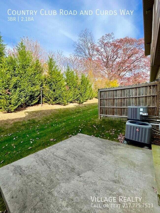 Photo - 705 Country Club Rd