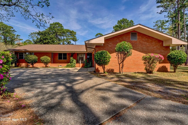 Photo - 4141 Lake Ave