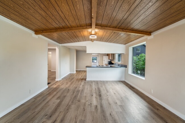 Gallatin Gateway Rental Just Steps from the River