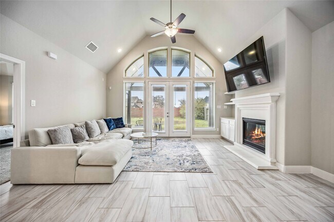 Photo - 2446 Manor Valley Ln