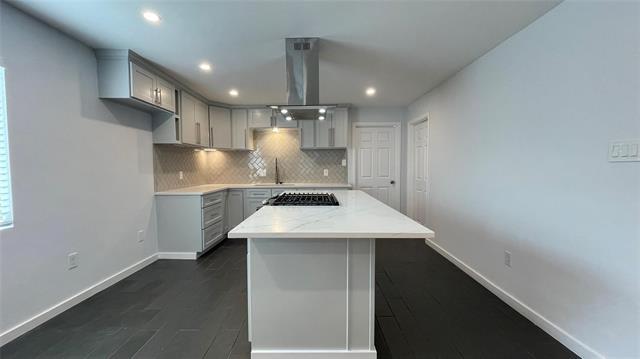 Photo - 2931 Ivandell Ave