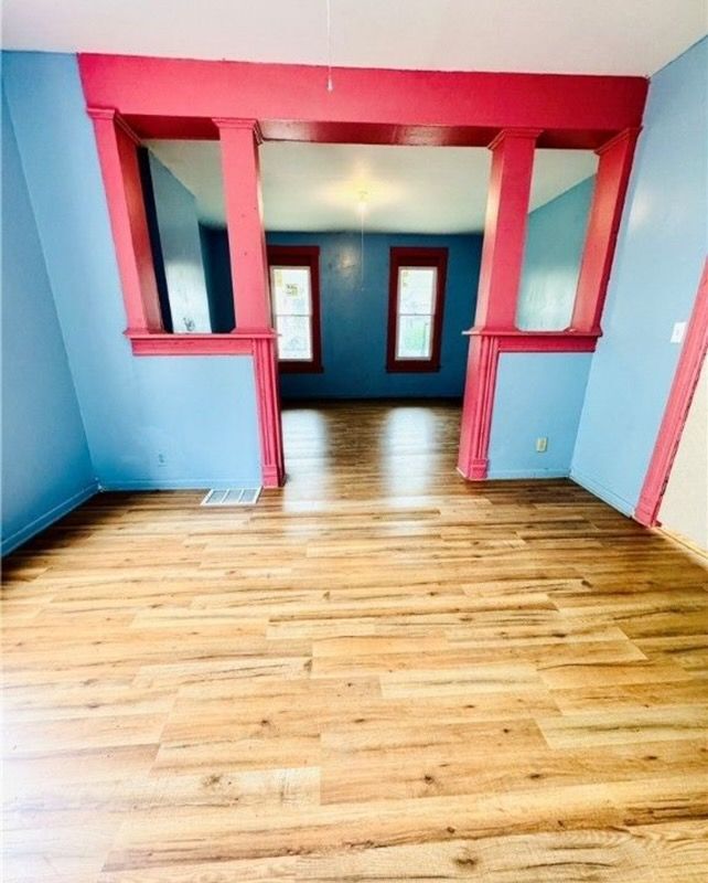 Photo - 285 Winslow Ave