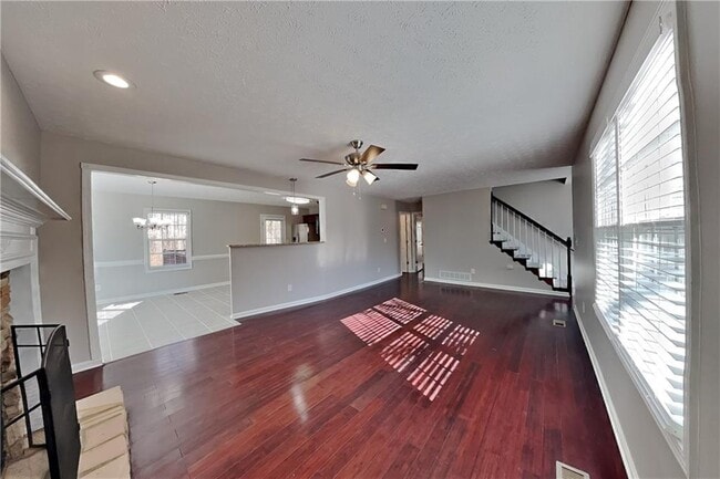 Photo - 76 Riverbend Trail