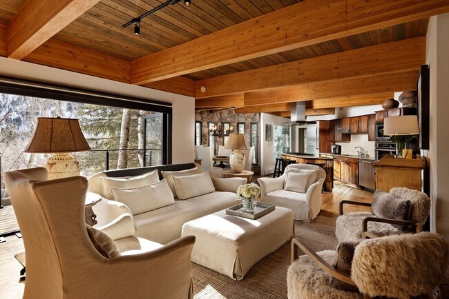 Photo - 164 Eastwood Rd