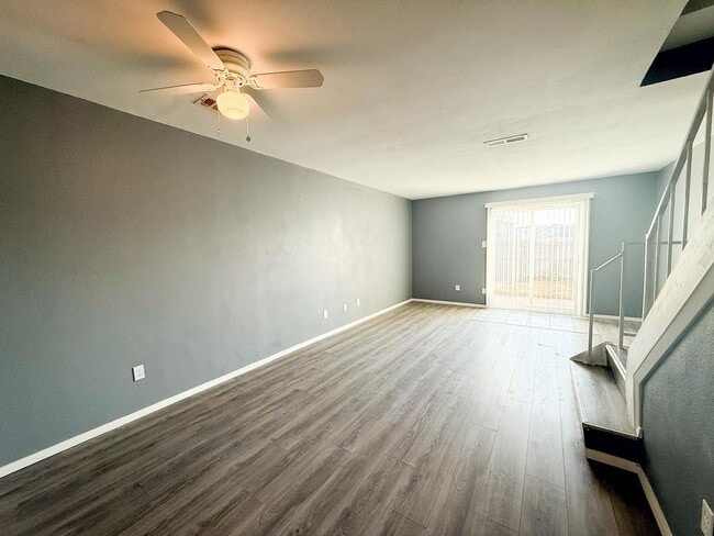 Photo - Spacious 2 story townhouse with fenced yard!