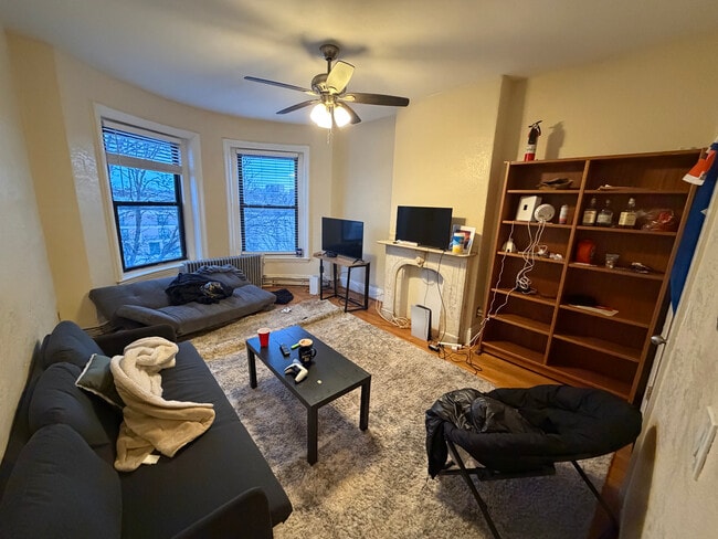 Building Photo - 88 Hammond St Unit 7T