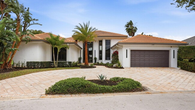 Photo - 11180 Isle Brook Ct