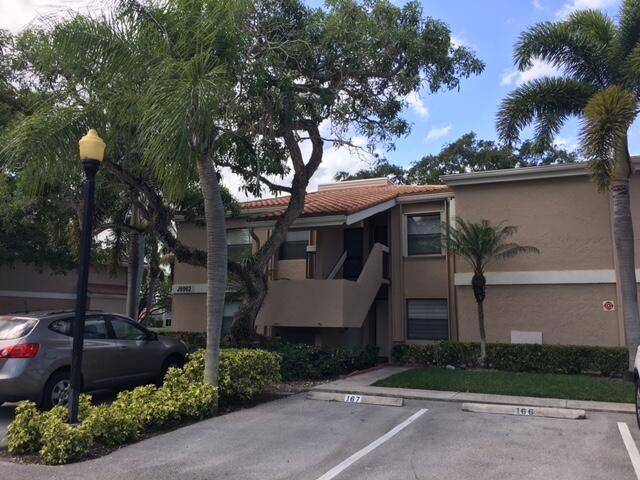 Photo - 6962 Briarlake Cir Unidad 202 Rental