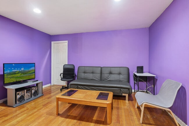 Photo - 2147 Ridge Ave