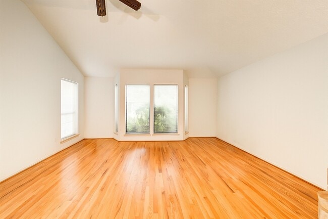 Photo - 14226 Woodnook Dr