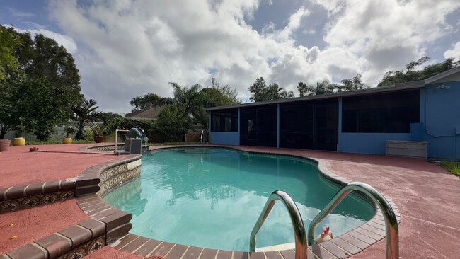 Photo - 12157 Sycamore Ln