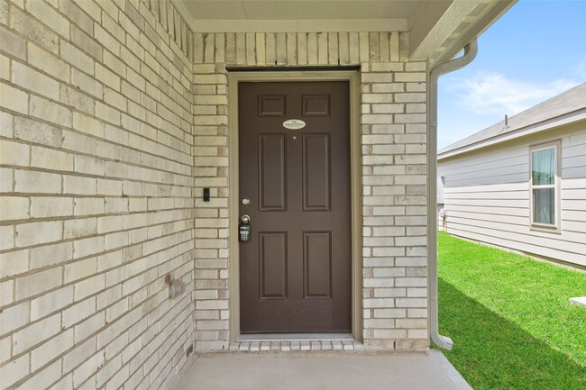 Photo - 363 Cumberland Forest Dr